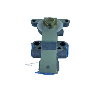 Cab Leveling Valve Assembly for Isuzu Pickup VC46 6UZ1 by QINGLING ISUZU Car Fitment